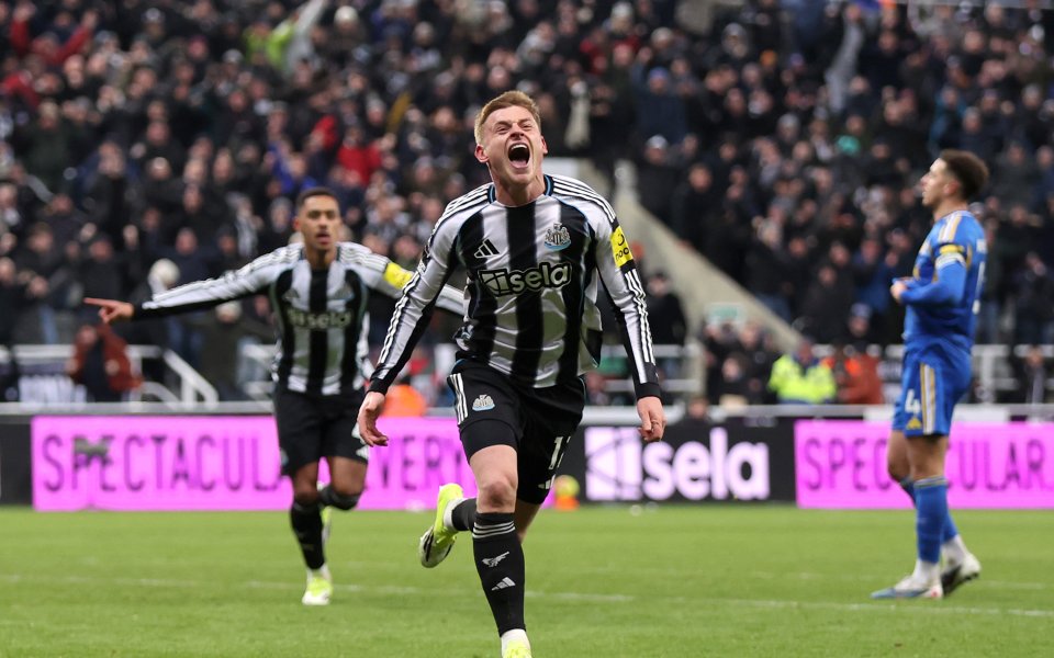 Лийдс се срина срещу Нюкасъл в мача на сезона в Англия, Илия Груев с асистенция