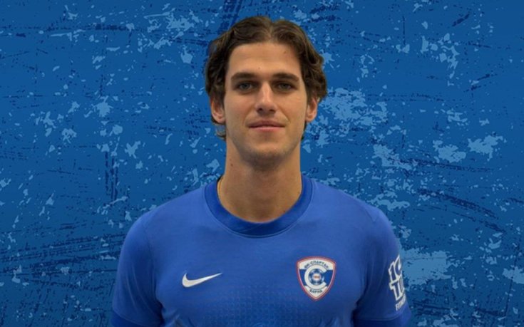 Минал през Фиорентина и тренирал с Левски акостира в отбор от efbet Лига