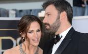 Дженифър Гарнър говори за "тежкия" развод с Бен Афлек