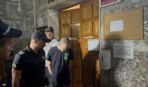 Предадоха на съд обвинените за побоя над шефа на полицията в Русе