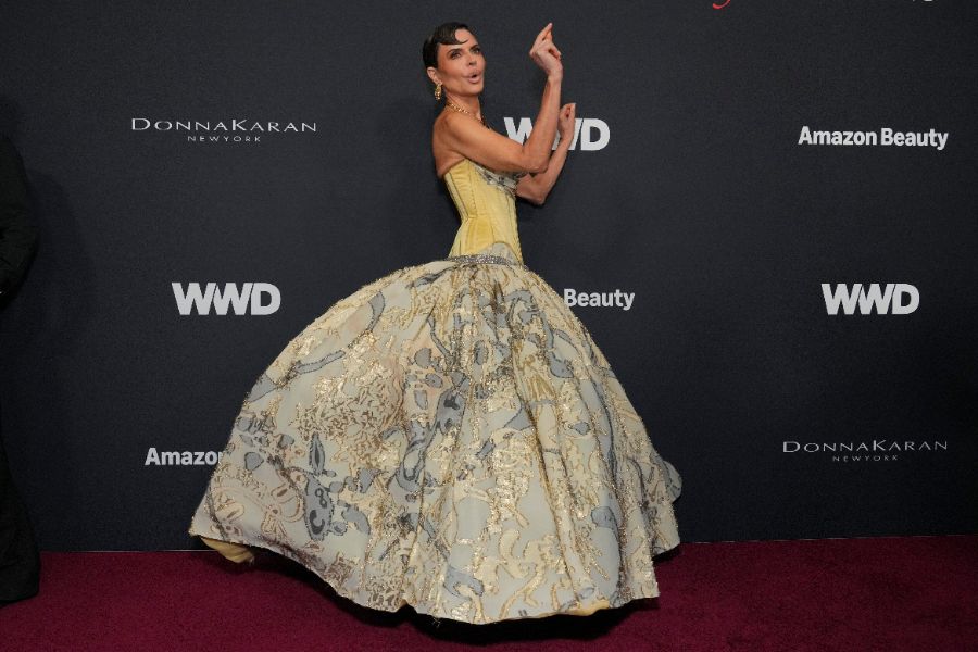 <p>Модни моменти и награди за стил от WWD.</p>