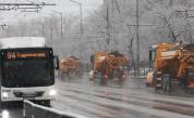 160 машини са в готовност за почистване на снега в София