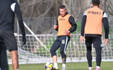 Нападател продължава пробите в Локомотив Пловдив