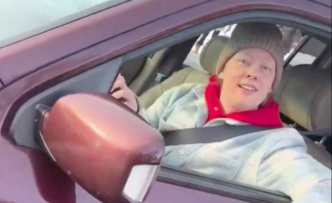 Ново видео показва момента преди агент на ICE да застреля Рене Гуд в Минеаполис