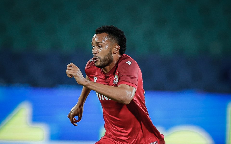 Защитник се сбогува с ЦСКА