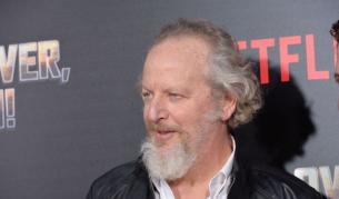 Актьор от „Сам у дома“ глобен за опит да наеме проститутка в хотел