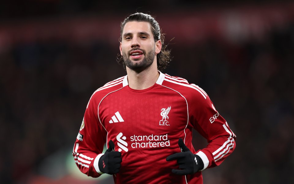 Звезда на Ливърпул отказал на Реал и Байерн, подписва нов договор