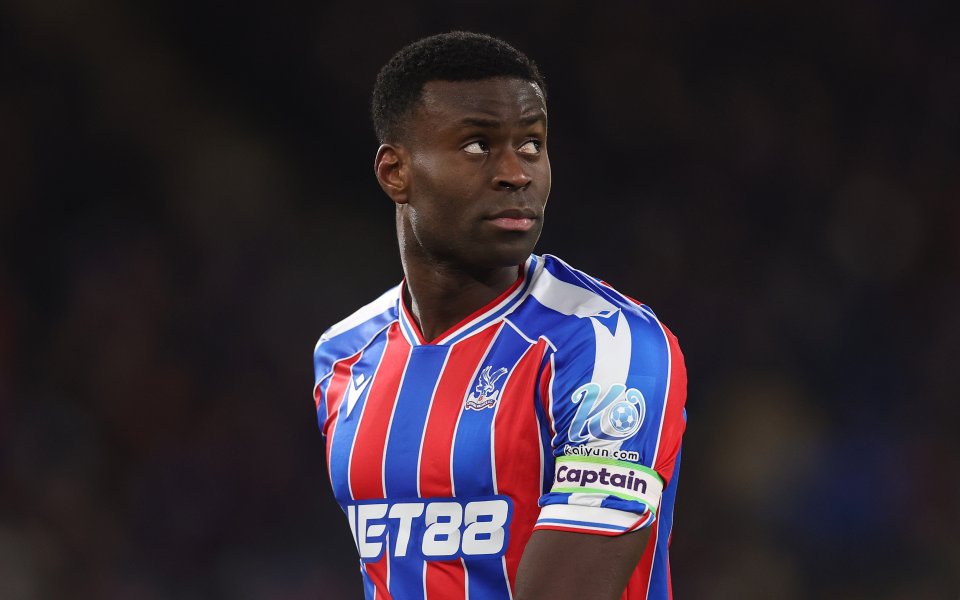 Байерн продължава с преговорите за Марк Гехи