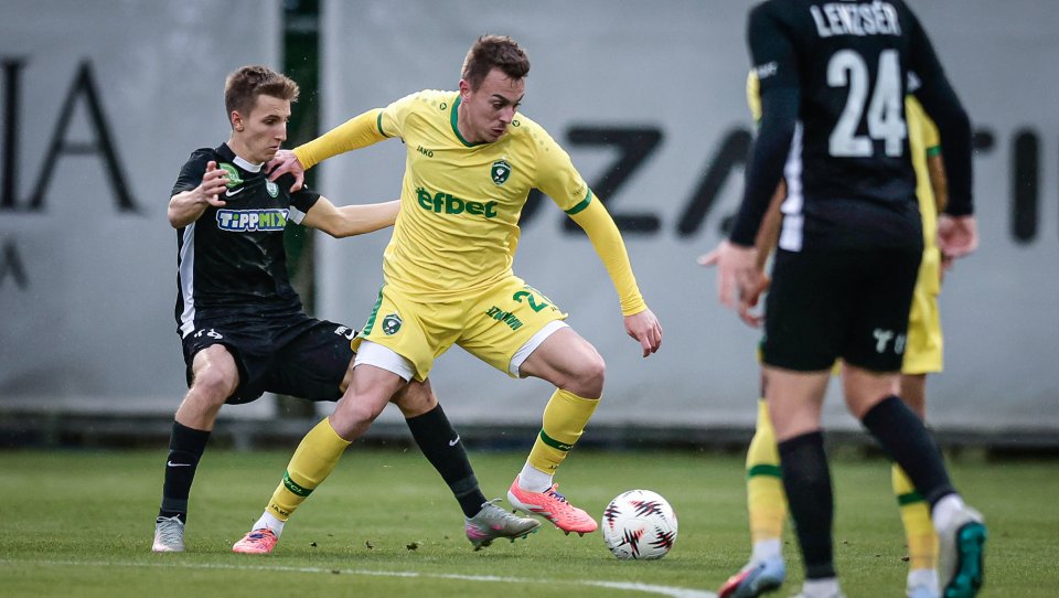 Лудогорец Пакш1