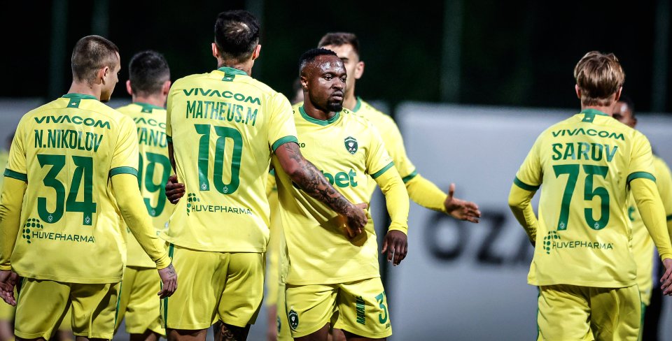 Лудогорец Пакш1