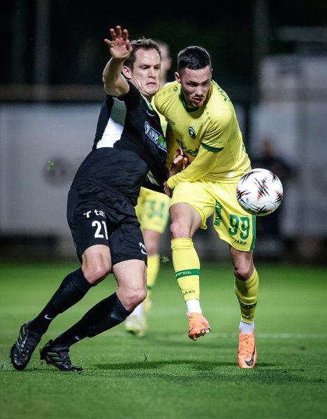 Лудогорец Пакш1