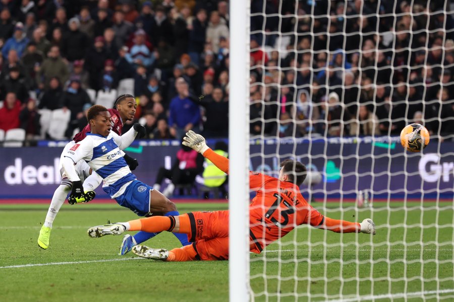 Уест Хем Юнайтед Куинс Парк Рейнджърс1