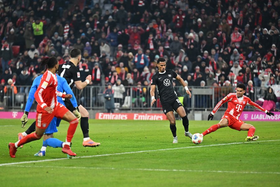 Байерн Мюнхен Волфсбург1