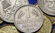 Еврото дойде през 2002. Германците още обменят марки