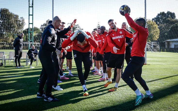 ЦСКА с първа тренировка в Анталия (ВИДЕО и СНИМКИ)