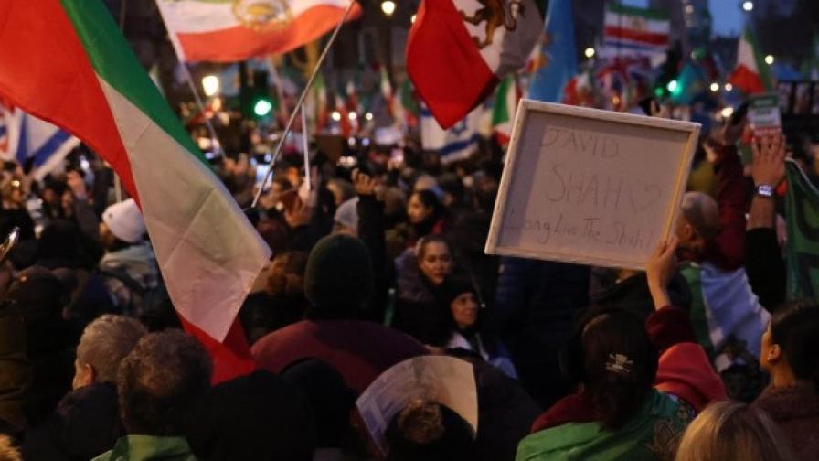 Какво следва за Иран, Тръмп е окуражен от опита с Венецуела