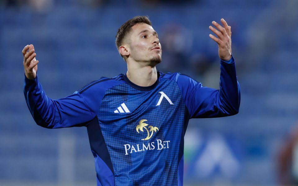 Веласкес потвърди новината за Рупанов