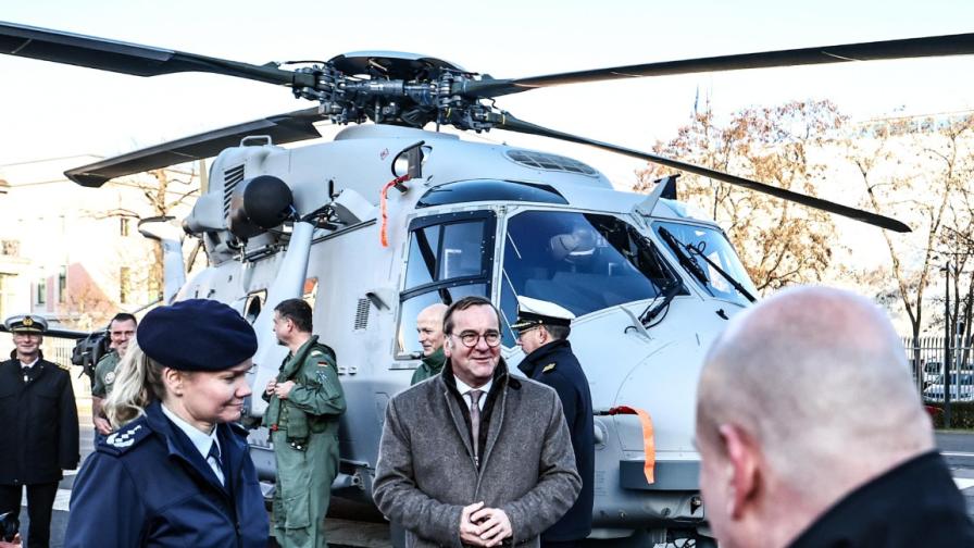 Германия планира защитата на Гренландия