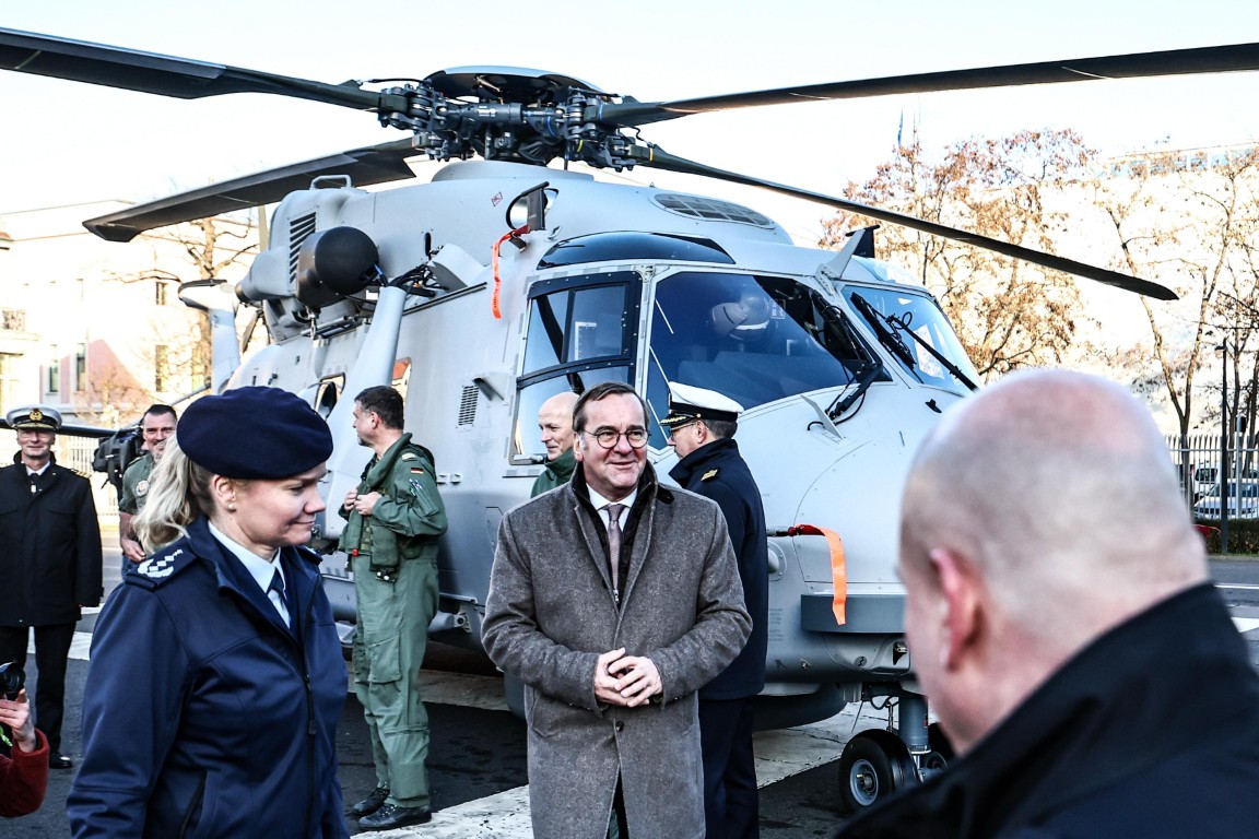 Германия планира защитата на Гренландия