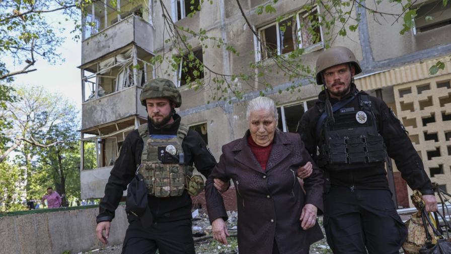 Киев нареди евакуацията на пет селища в южна Украйна