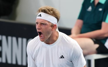 Давидович Фокина, Томи Пол и Юмбер достигнаха 1/4-финалите в Аделаида