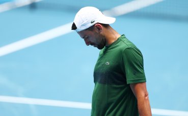 Проблем за Джокович - прекрати тренировката си заради болки във врата