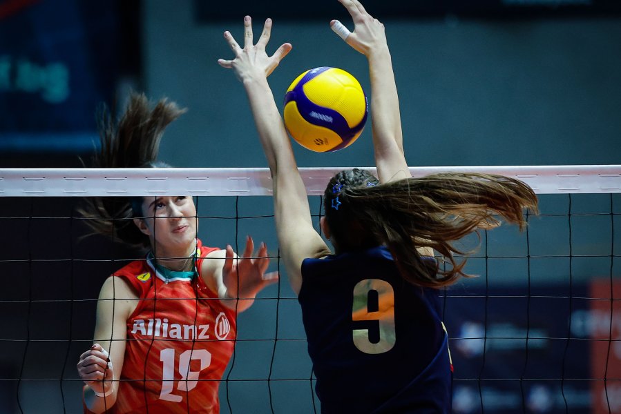 България U18 Черна гора U181