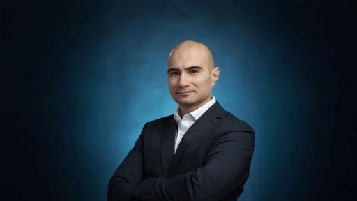 Владислав Любенов