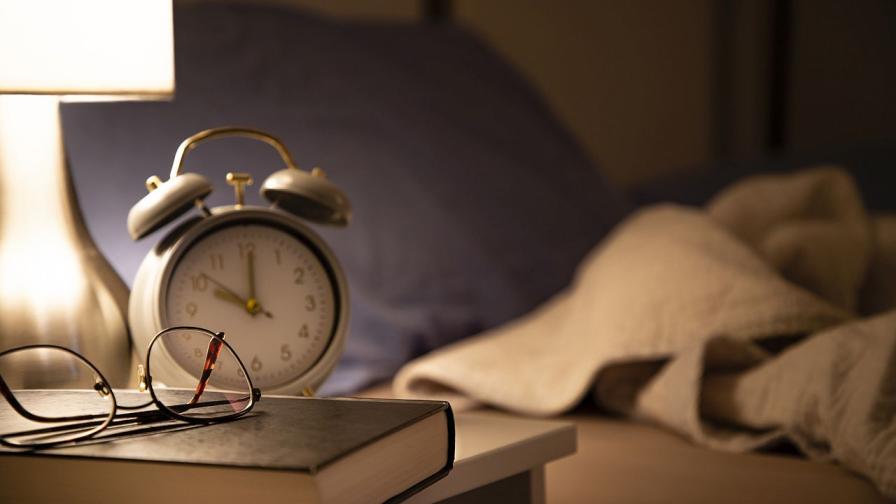Махнете тези неща от нощното шкафче, ако искате здрав сън