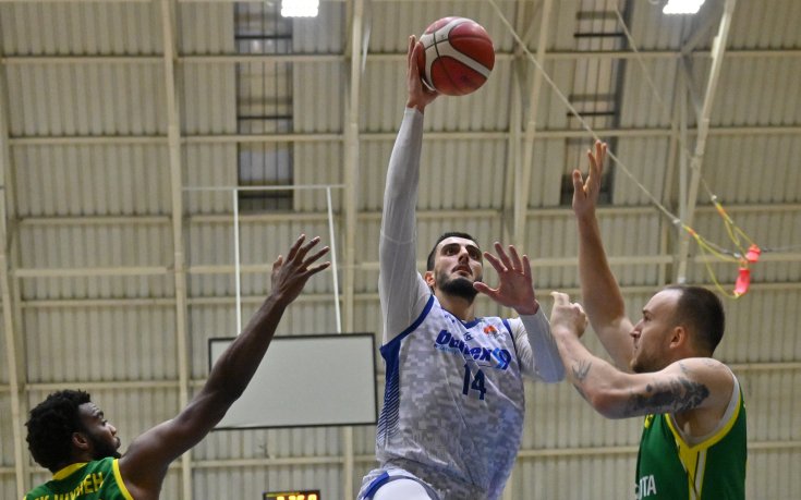 Академик Бултекс си тръгна с победа от Шумен