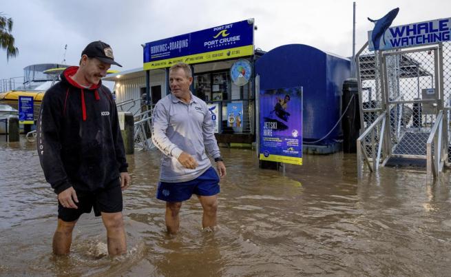 Проливни дъждове в източна Австралия предизвикаха внезапни наводнения