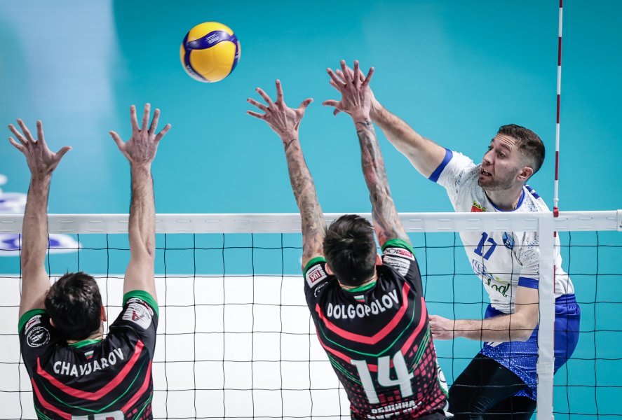 Нефтохимик победи Пирин и грабна efbet Купа на България1