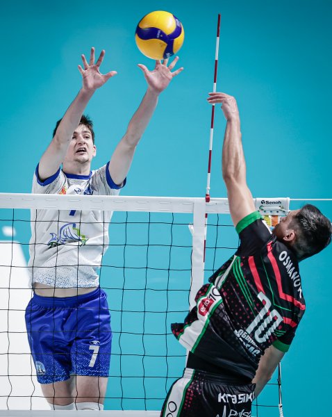 Нефтохимик победи Пирин и грабна efbet Купа на България1