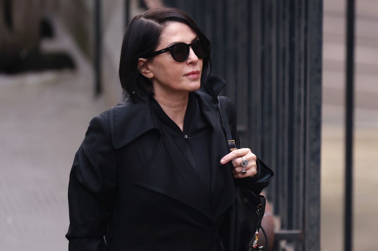 <p>Принц Хари отново в светлината на прожекторите &ndash; елегантен и решителен</p>