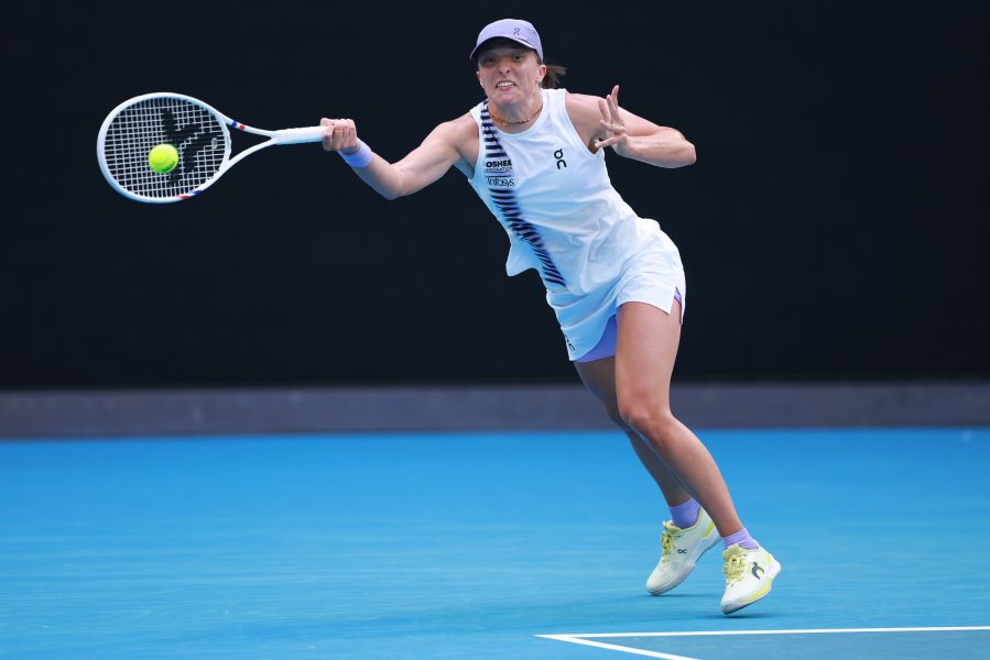 Юан Юе Ига Швьонтек1