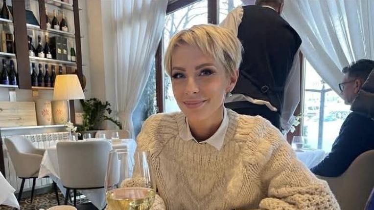 Нана Гладуиш