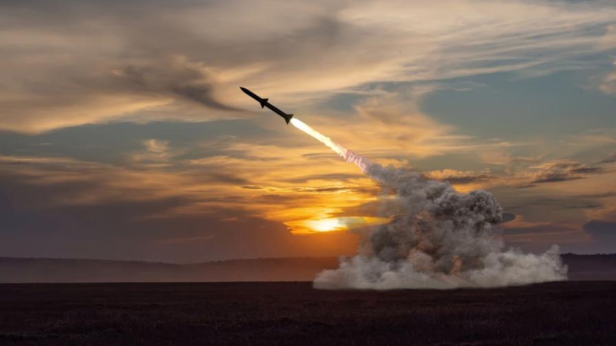 <p>Ирански дронове паднаха на летище в Азербайджан</p>