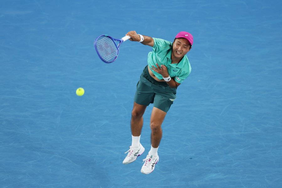 Шинтаро Мочизуки Стефанос Циципас1