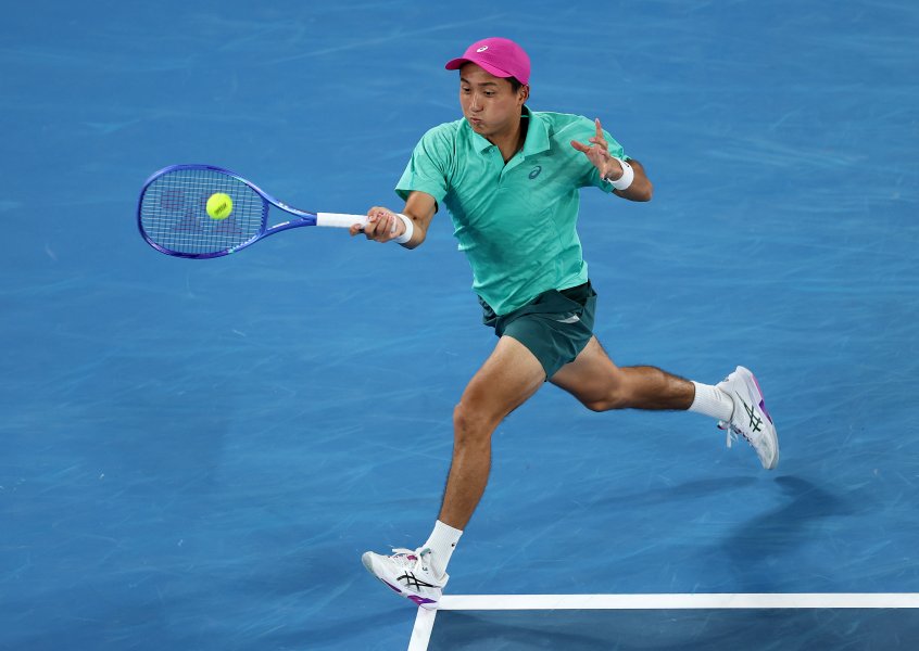 Шинтаро Мочизуки Стефанос Циципас1