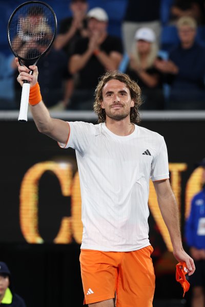 Шинтаро Мочизуки Стефанос Циципас1