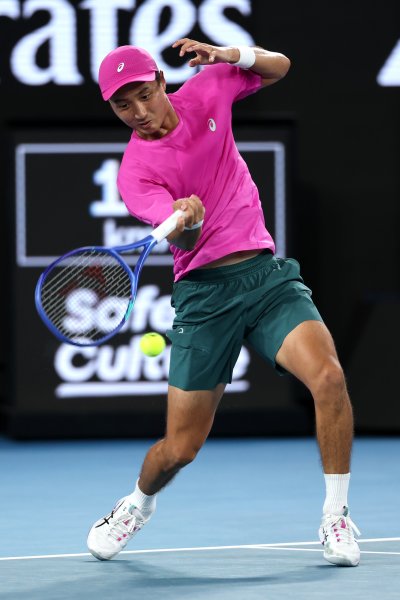 Шинтаро Мочизуки Стефанос Циципас1