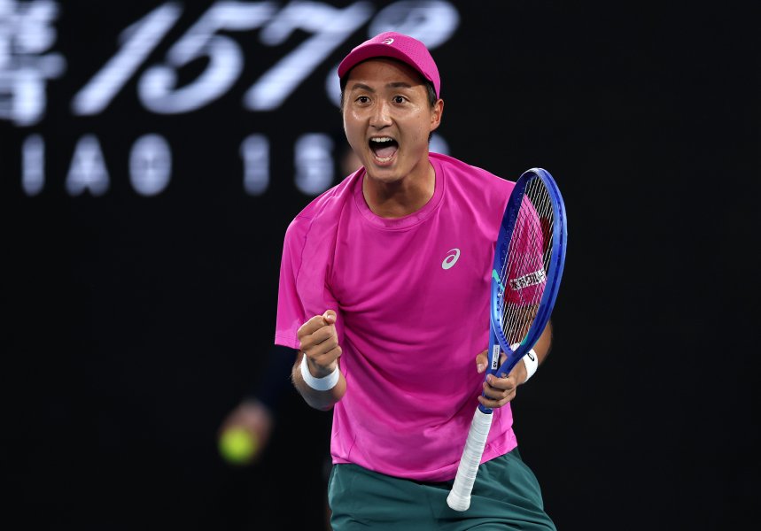 Шинтаро Мочизуки Стефанос Циципас1