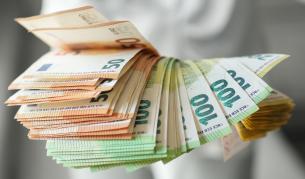 Откриха евро съкровище в стената на къща в Неготино