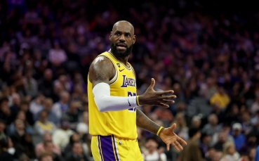 ЛеБрон Джеймс няма да бъде титуляр в Мача на звездите за първи път от 2004-а