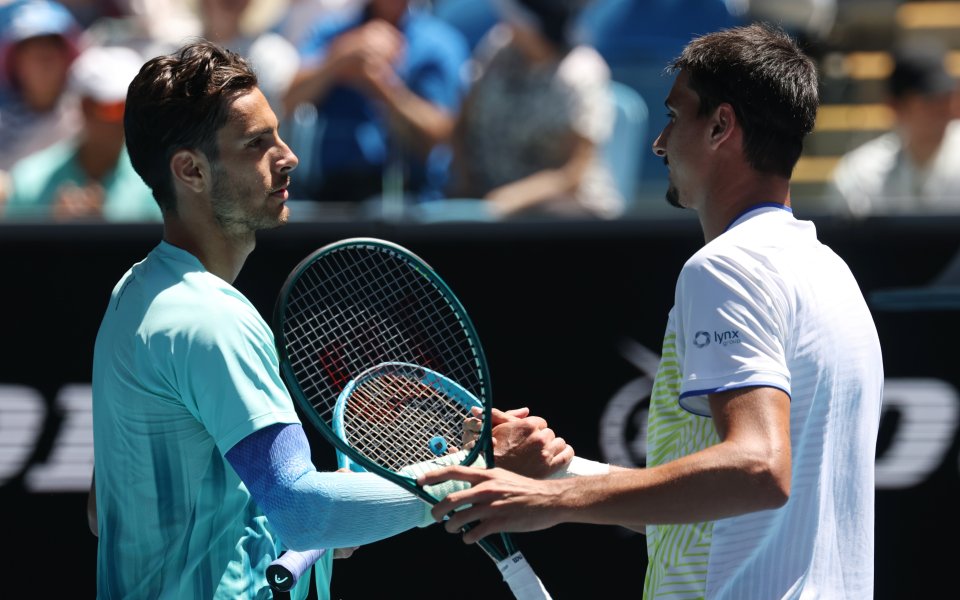 Музети спечели италианския сблъсък в Мелбърн