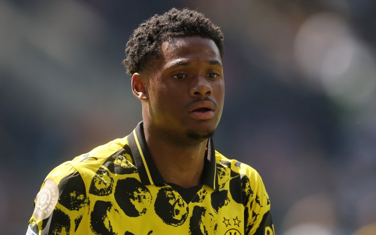 Борусия Дортмунд прати халф в Швейцария