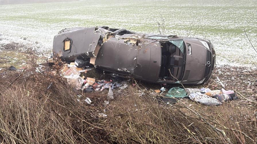 Два буса с украинска регистрация катастрофираха край Мъглиж, четирима в болница