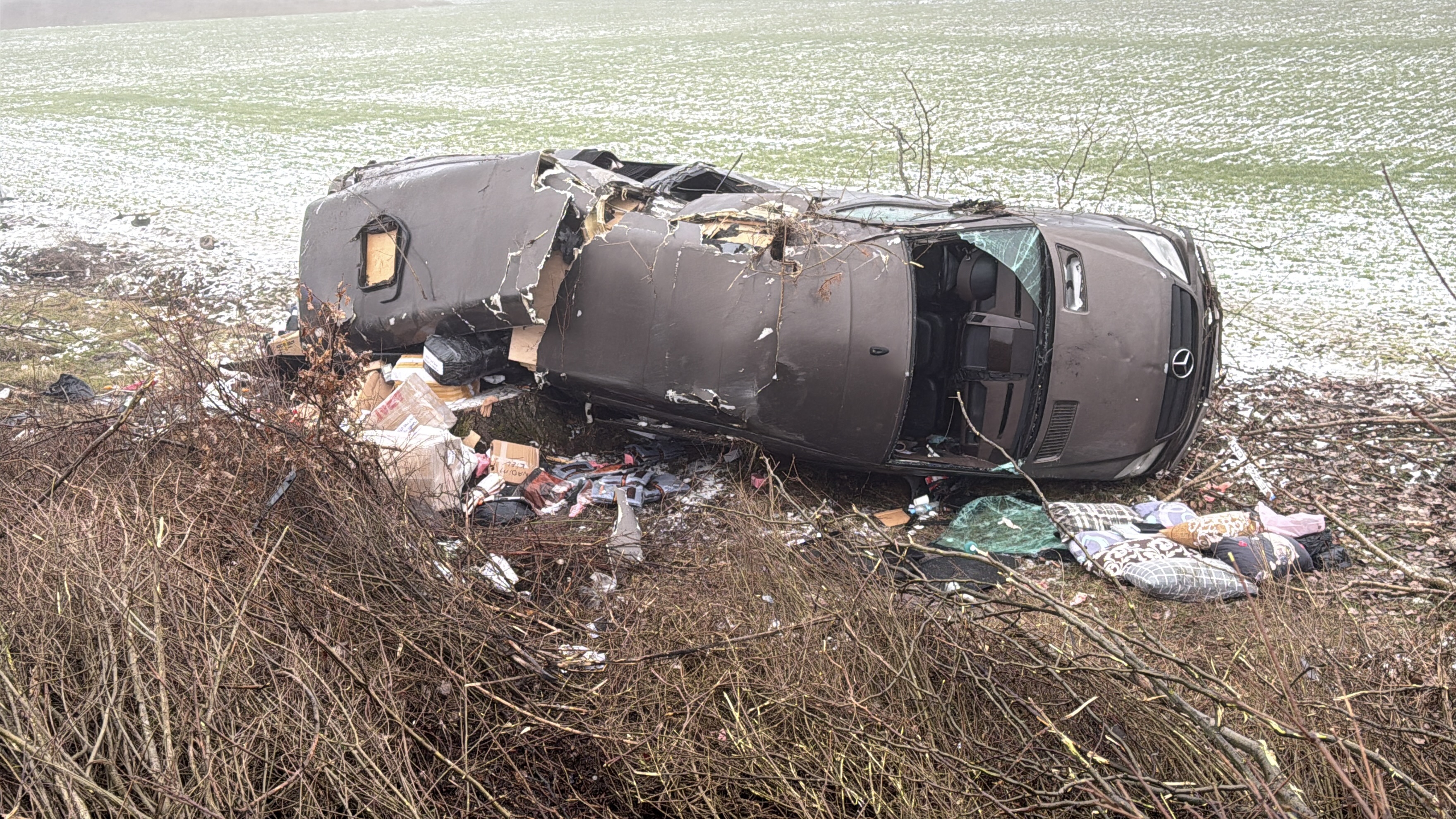 Два буса с украинска регистрация катастрофираха край Мъглиж, четирима в болница