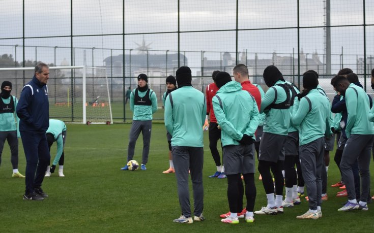 Ботев Пловдив прекрати лагера си в Турция