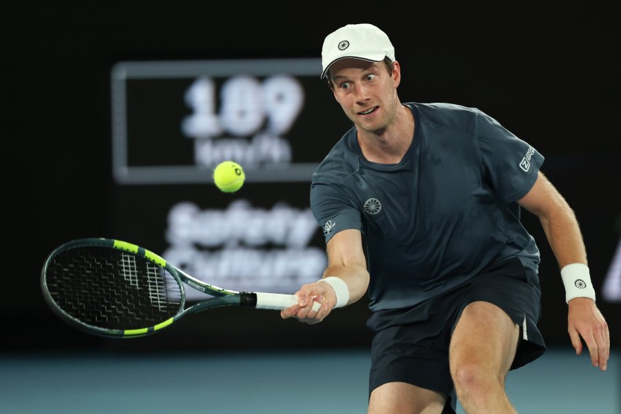 Ботик ван де Зандсхулп Новак Джокович1